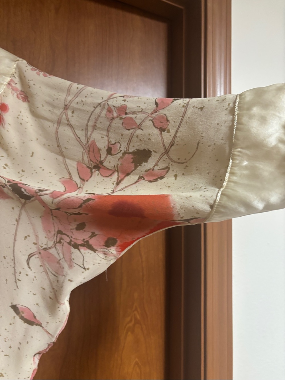 Ports1961 Silk Blend Floral Wrap Dress
DISCOUNTED SHIPPING - Picture 8 of 9